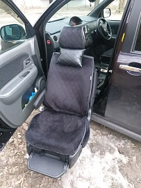 Toyota Sienta, 2011г, передний привод, вариатор