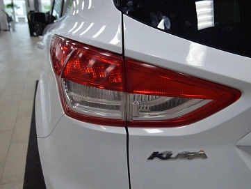 Ford Kuga, 2013г, полный привод, автомат