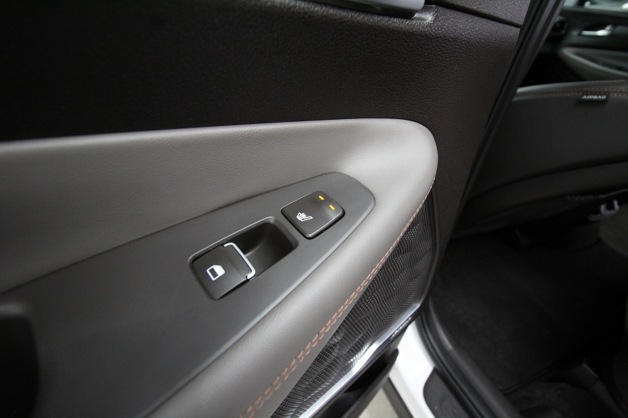 Hyundai Santa Fe, 2019г., передний привод, автомат