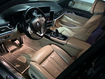 BMW 7 серии, 2016г, полный привод, автомат