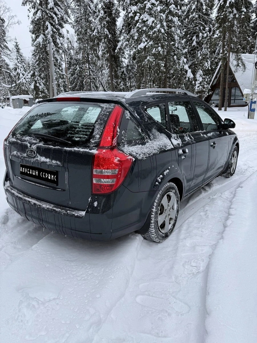 Kia Ceed, 2009г., передний привод, автомат