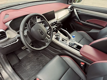 Geely Coolray, 2024г, передний привод, робот