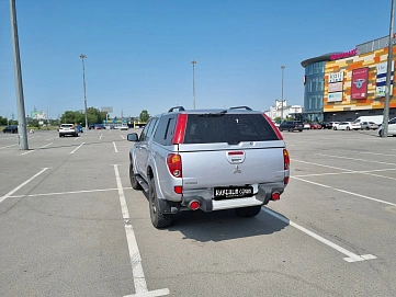 Mitsubishi L200, 2010г, полный привод, автомат