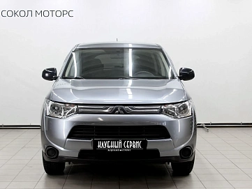 Mitsubishi Outlander, 2013г, передний привод, вариатор