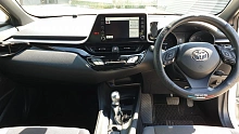 Toyota C-HR, 2022г., полный привод, вариатор