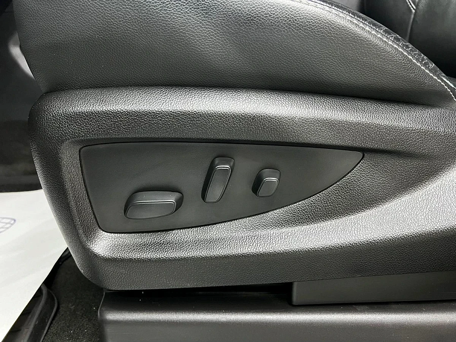 Chevrolet Tahoe, 2018г., полный привод, автомат