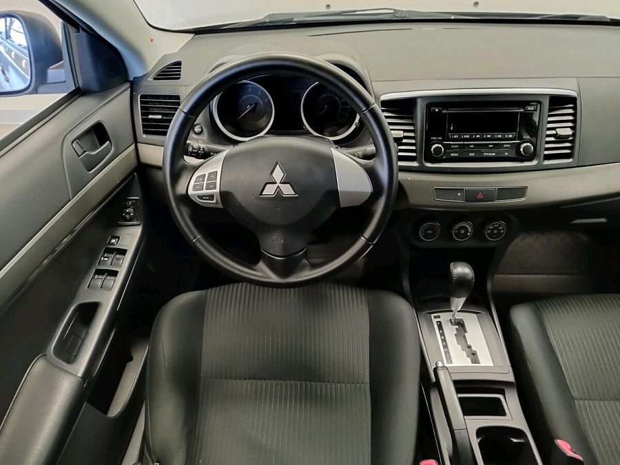 Mitsubishi , 2014г., передний привод, автомат