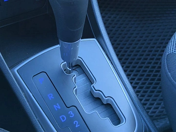 Hyundai Solaris, 2013г, передний привод, автомат