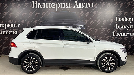Volkswagen Tiguan, 2019г, передний привод, робот
