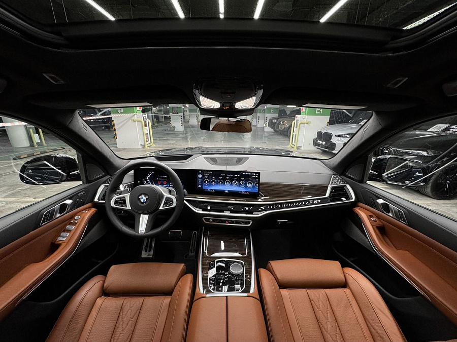 BMW X7, 2023г., полный привод, автомат