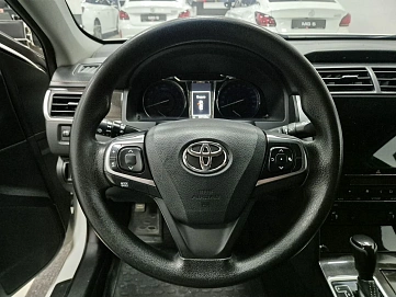 Toyota Camry, 2017г, передний привод, автомат