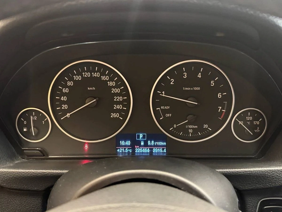 BMW 3 серии, 2012г., задний привод, автомат