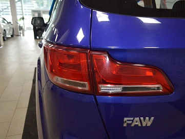 FAW Besturn X40, 2021г, передний привод, механика