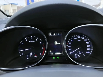 Hyundai Santa Fe, 2016г, полный привод, автомат
