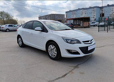 Opel Astra, 2013г, передний привод, механика
