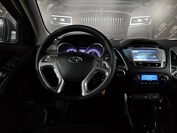 Hyundai ix35, 2012г, передний привод, автомат