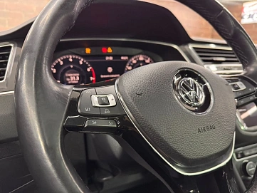 Volkswagen Tiguan, 2018г, полный привод, робот