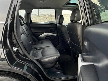 Citroen C-Crosser, 2010г, передний привод, автомат