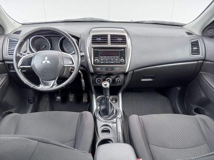 Mitsubishi ASX, 2012г., передний привод, механика