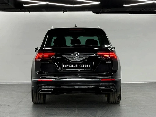 Volkswagen Tiguan, 2020г, полный привод, робот