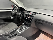 Skoda Octavia, 2016г., передний привод, робот