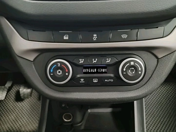 Lada (ВАЗ) Vesta, 2018г, передний привод, механика