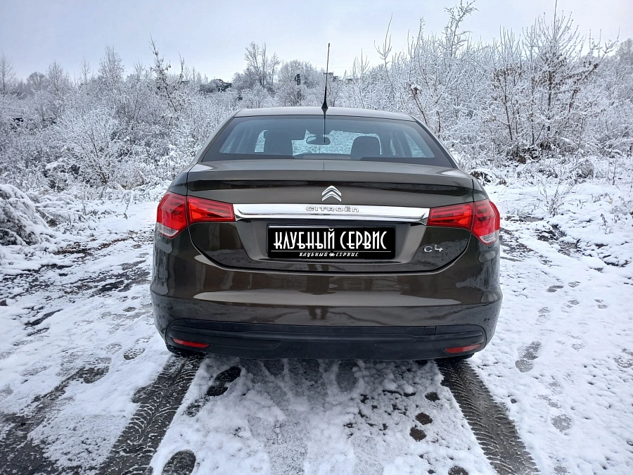 Citroen C4, 2013г., передний привод, механика
