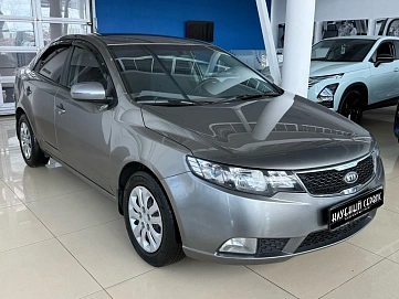 Kia Cerato, 2012г, передний привод, механика