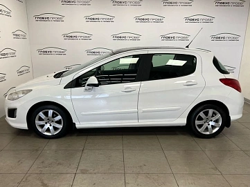 Peugeot 308, 2012г, передний привод, автомат