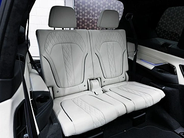 BMW X7, 2023г, полный привод, автомат