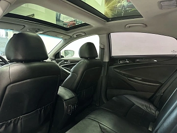 Hyundai Sonata, 2012г, передний привод, автомат