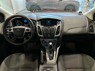 Ford Focus, 2014г, передний привод, робот