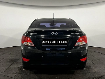 Hyundai Solaris, 2011г, передний привод, автомат