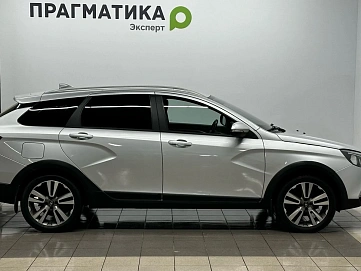 Lada (ВАЗ) , 2018г., передний привод, механика