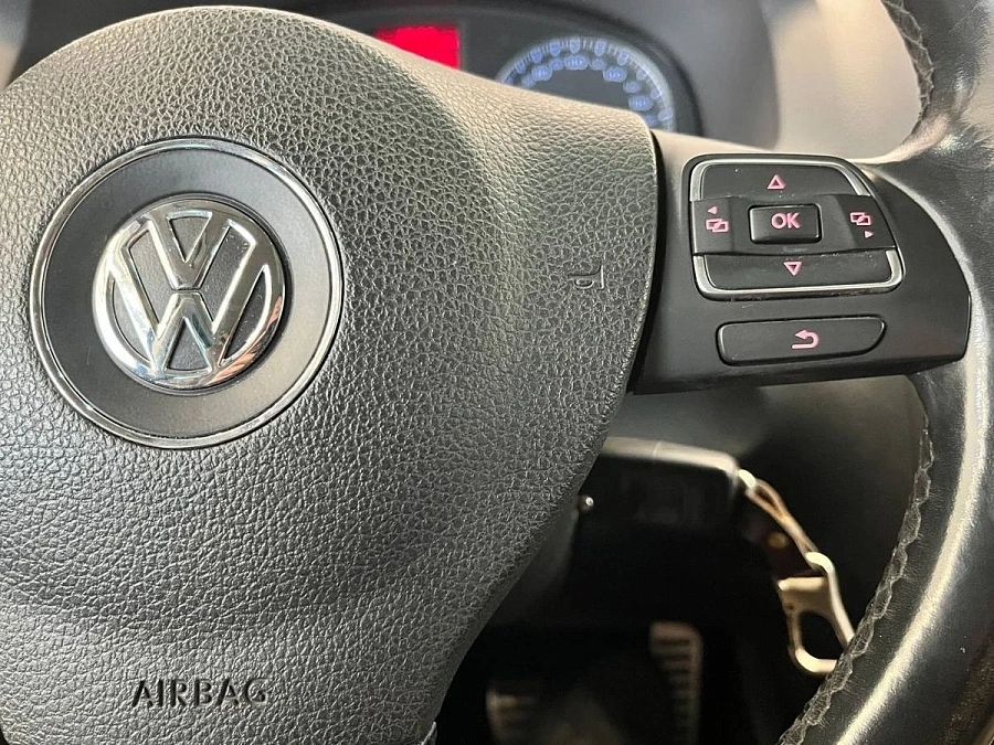 Volkswagen Touran, 2007г., передний привод, робот