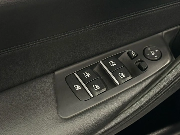 BMW 5 серии, 2020г, задний привод, автомат