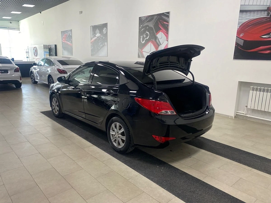 Hyundai Solaris, 2015г., передний привод, механика