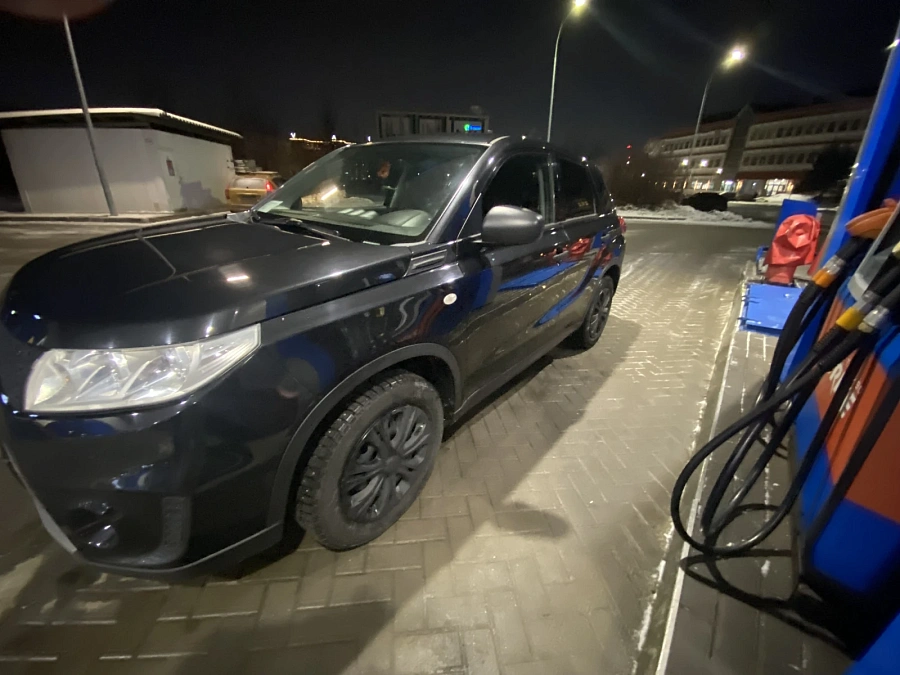 Suzuki Vitara, 2016г., передний привод, автомат