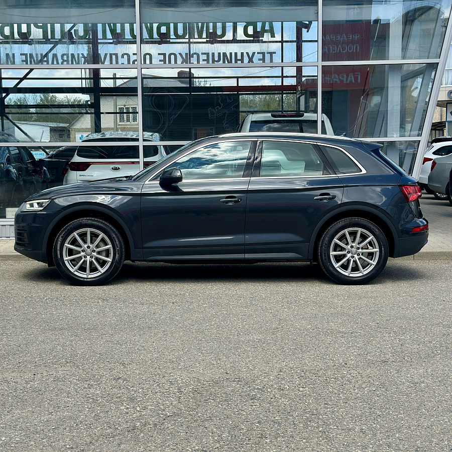 Audi , 2017г., передний привод, автомат