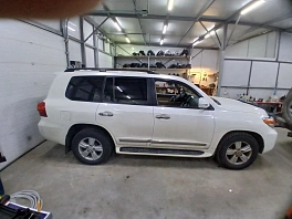 Toyota Land Cruiser, 2013г, полный привод, автомат