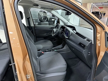 Volkswagen Caddy, 2025г, передний привод, робот