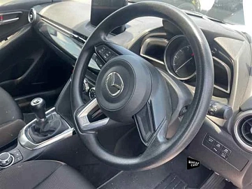 Mazda 2, 2022г, передний привод, механика