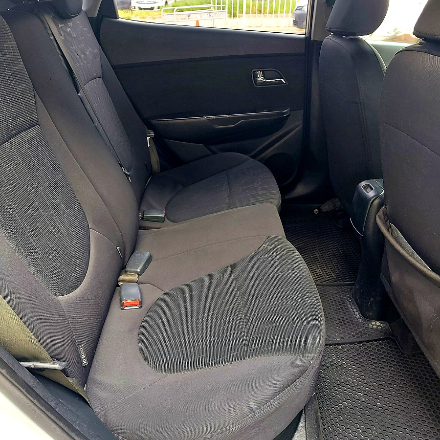 Kia Rio, 2013г., передний привод, механика
