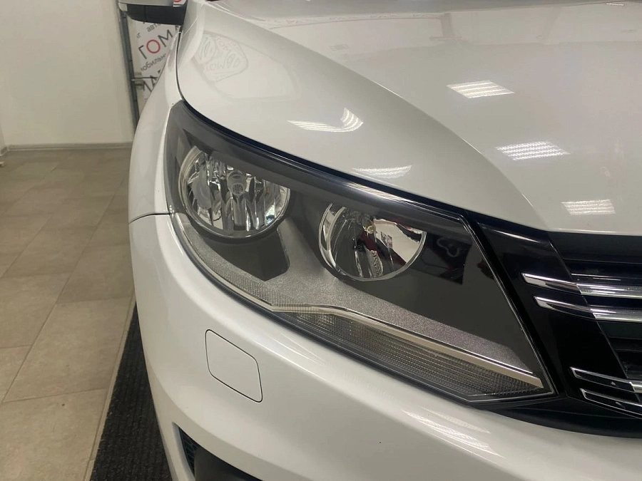 Volkswagen Tiguan, 2014г., передний привод, механика
