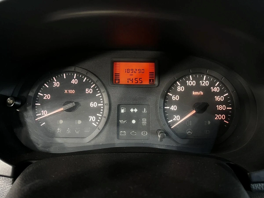 Renault Logan, 2006г., передний привод, механика