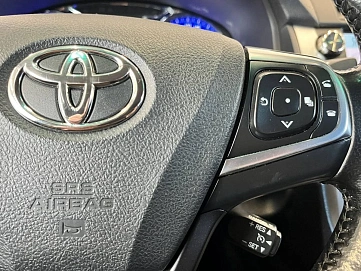Toyota Camry, 2017г, передний привод, автомат