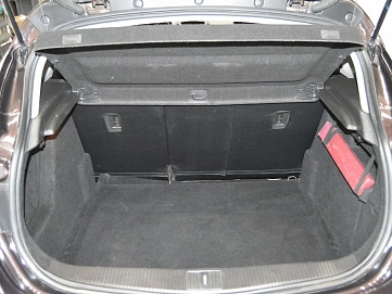 Opel Astra, 2013г, передний привод, механика