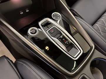 Audi , 2025г., передний привод, робот