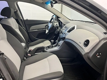 Chevrolet Cruze, 2013г, передний привод, механика