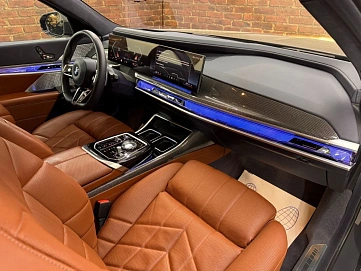BMW , 2023г., полный привод, автомат